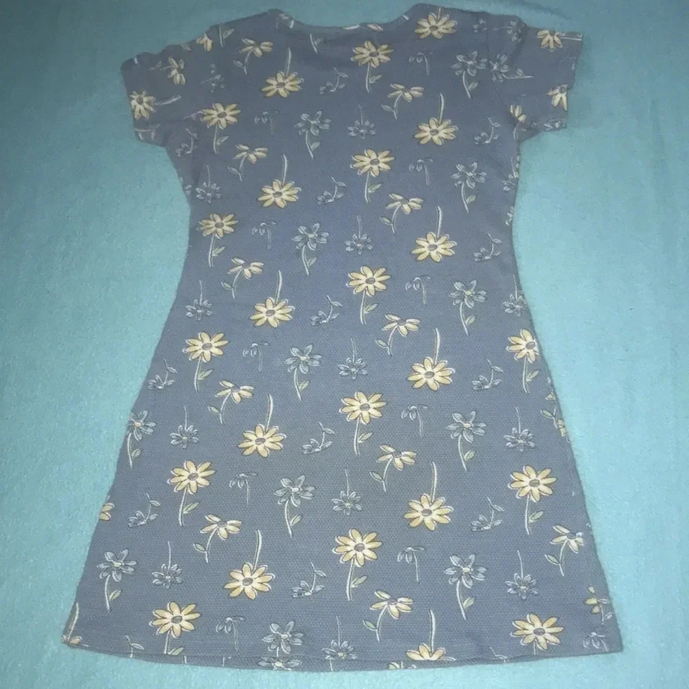 GENUINE GIRL floral thermal textured short sleeve dress NEW size 7